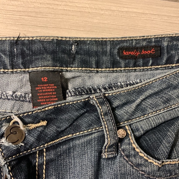 Earl jeans with beaded sequins - Picture 3 of 3